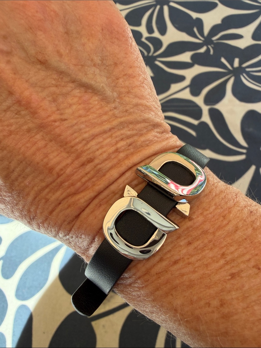 Salvatore Ferragamo NIB Leather BRACELET with Silver Accents ADJUSTABLE. - Picture 3 of 16